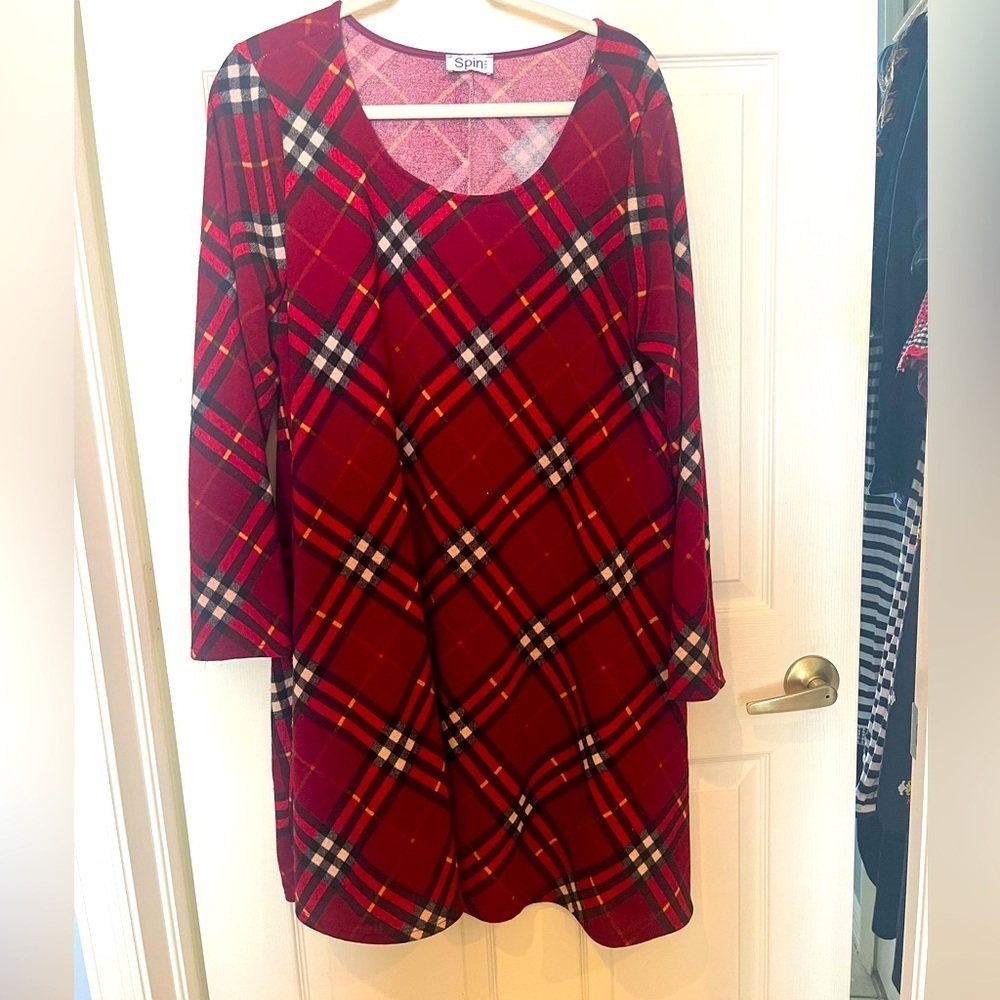 # Cute plaid trapeze dress 2X